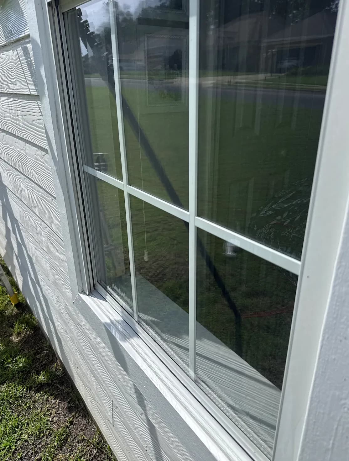 Exterior window on a North Tallahassee home — after cleaning by TEX Window Cleaning